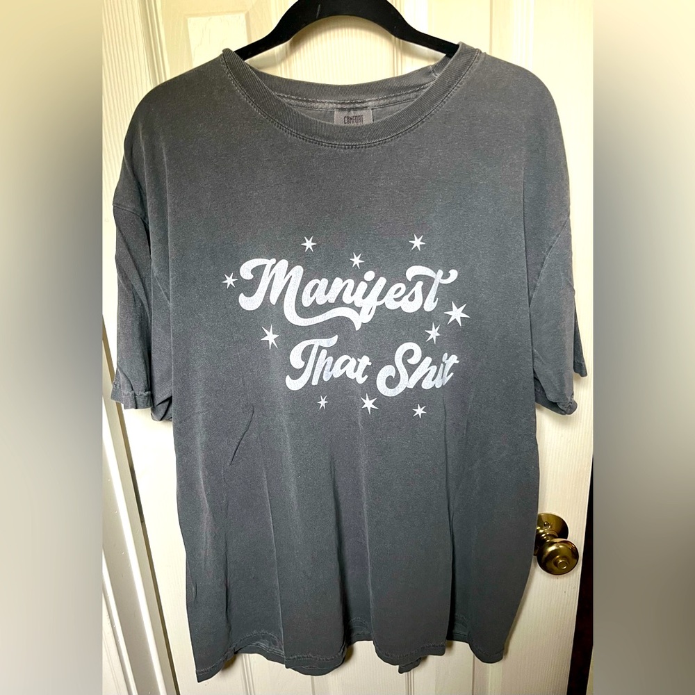 Manifest That Shit Gray Graphic T-Shirt Size XL